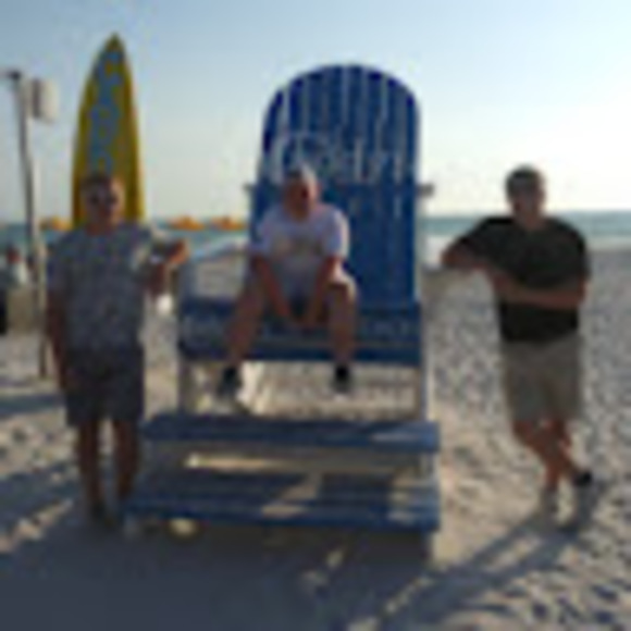 Meet your Posher, Melony - Picture 1 of 1